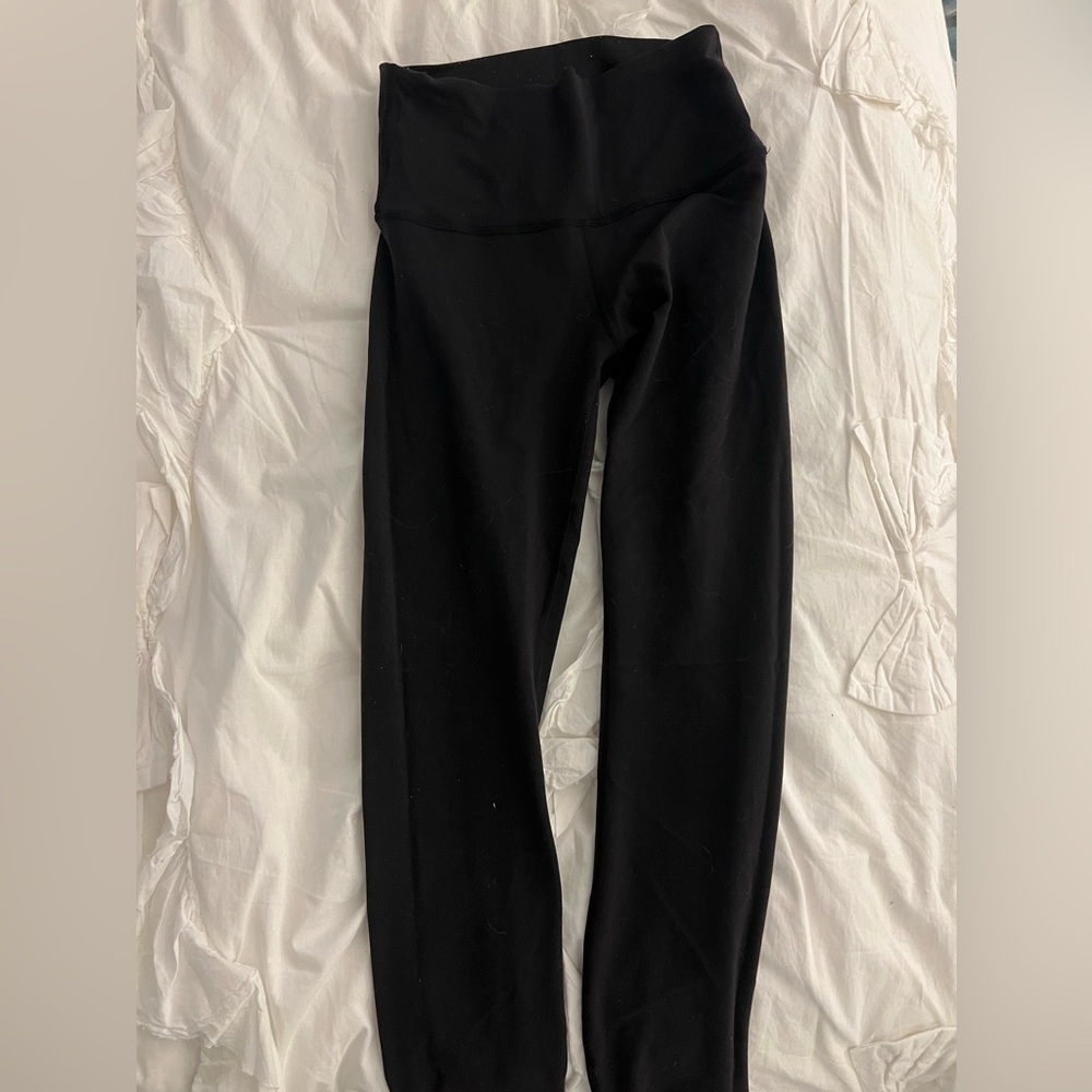 Black lululemon leggings size 4!
